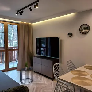 apartament-centrum-nad-omnic.karpacz-hotel.com/