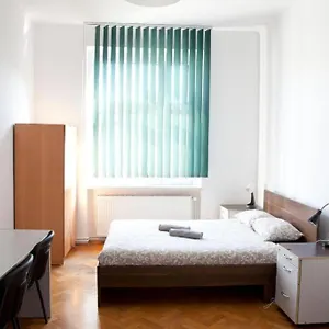 color-grand-apartment.poznan-hotels.com/