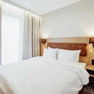 zloty-horyzont-apartments.szklarskaporebahotels.net/