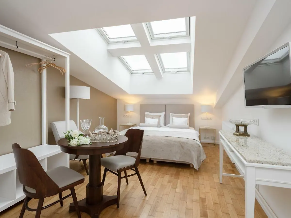 Aparthotel Avanti Home Krakow Poland